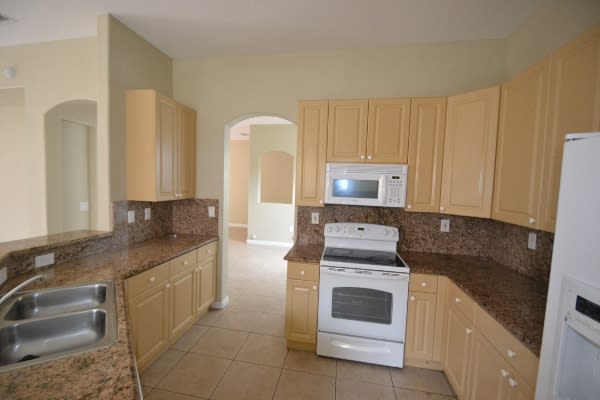 23934 SW 108th Ct photo 5