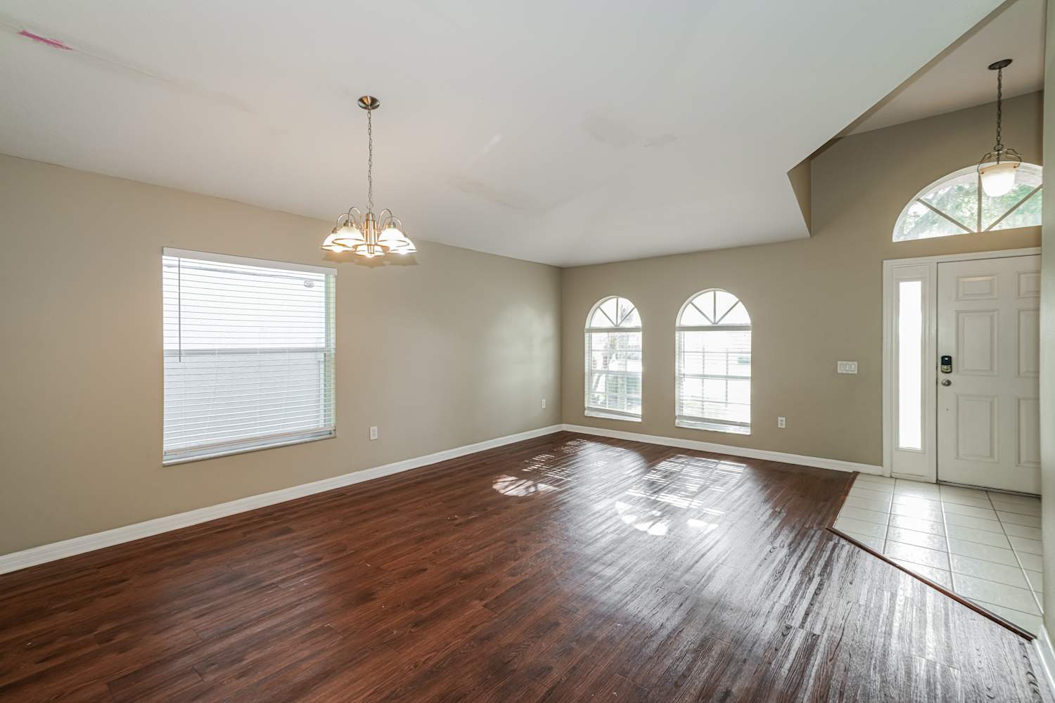 7511 Tower Bridge Dr photo 3