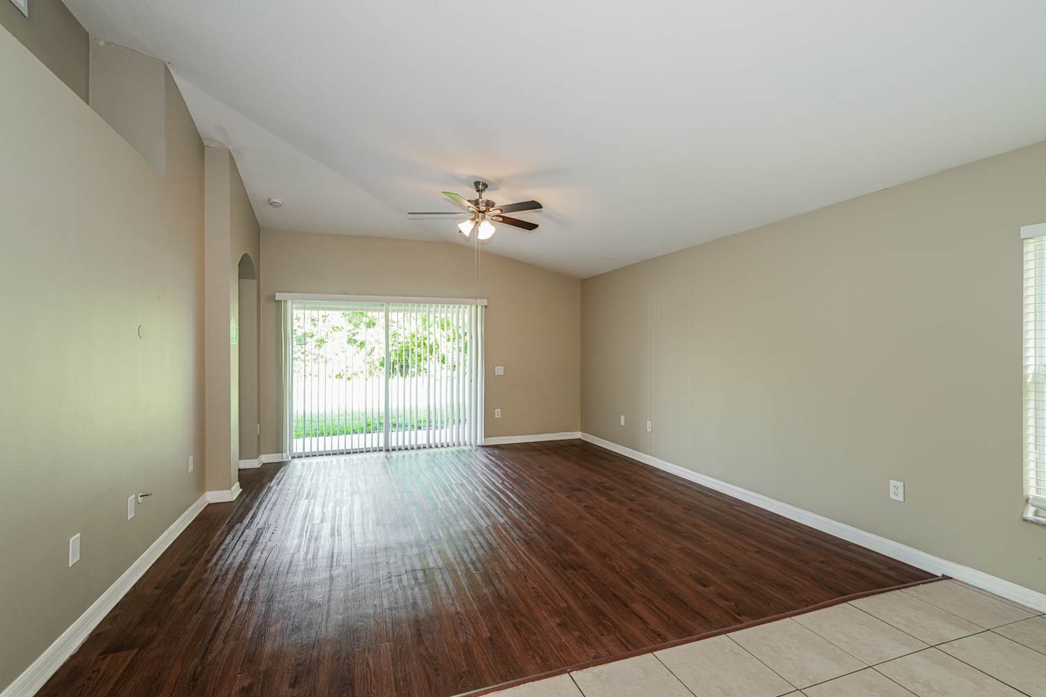 7511 Tower Bridge Dr photo 4