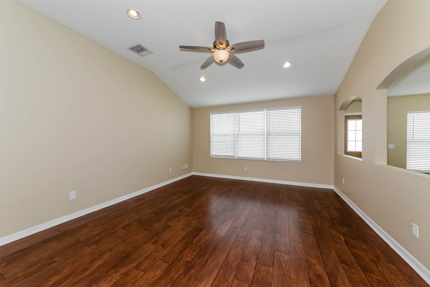 1817 Raven Glen Dr photo 5