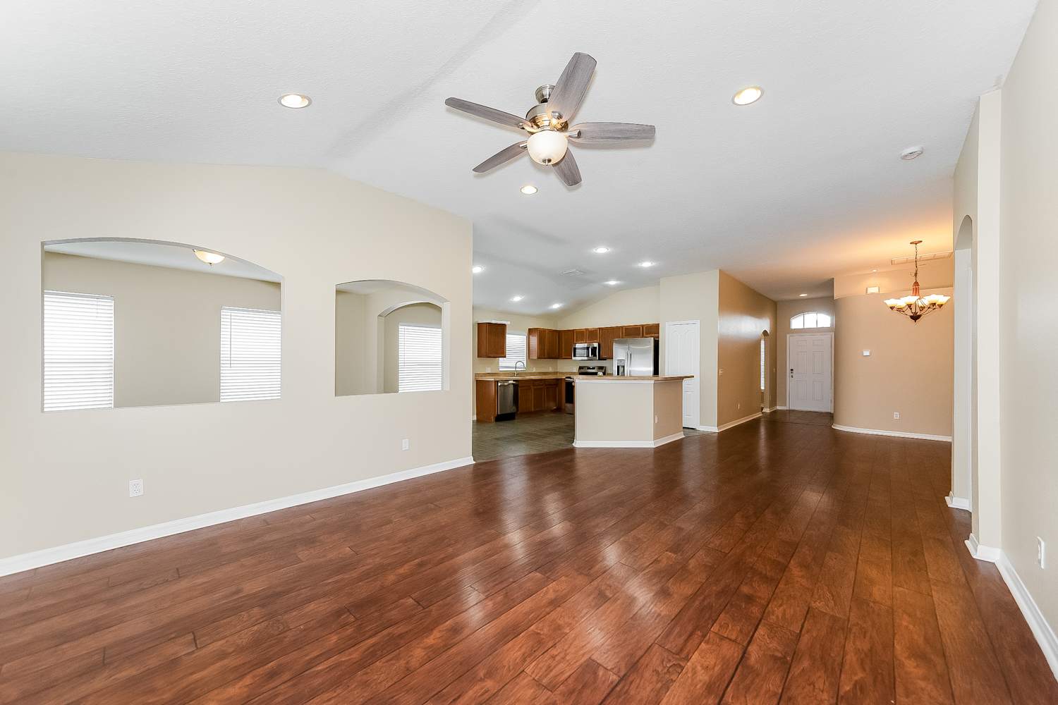 1817 Raven Glen Dr photo 4