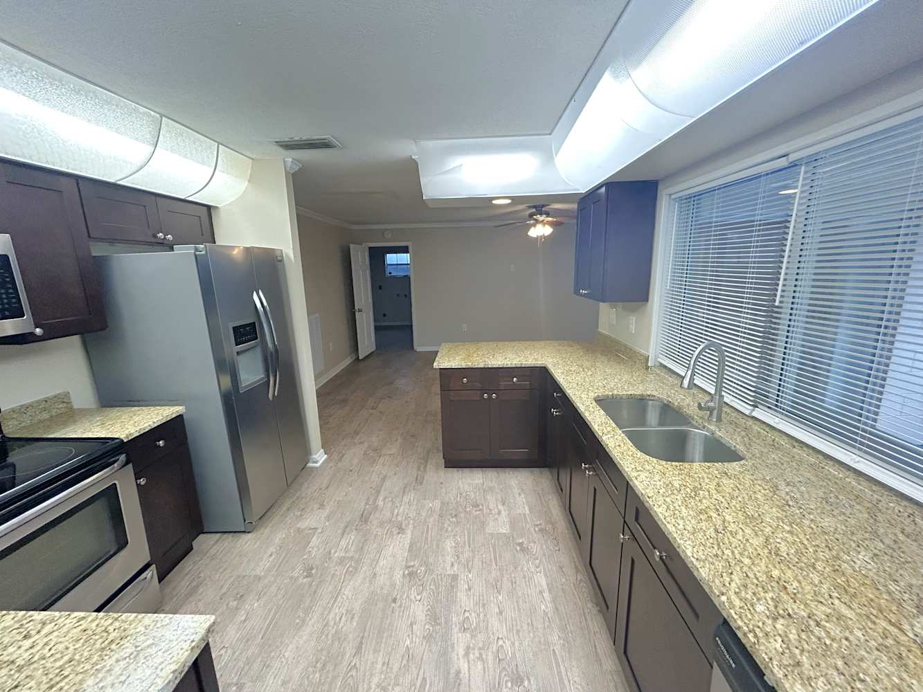 4407 Orangewood Loop E photo 5