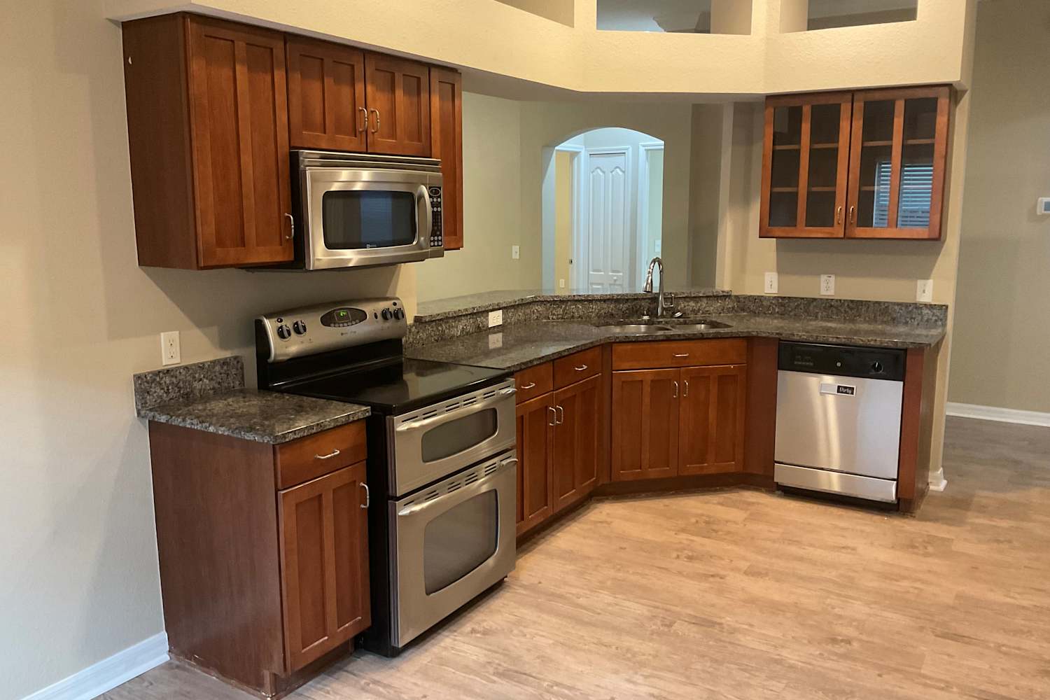 1619 Bonita Bluff Ct photo 2