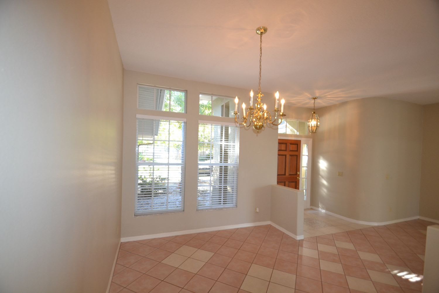 10316 Rainbridge Dr photo 2
