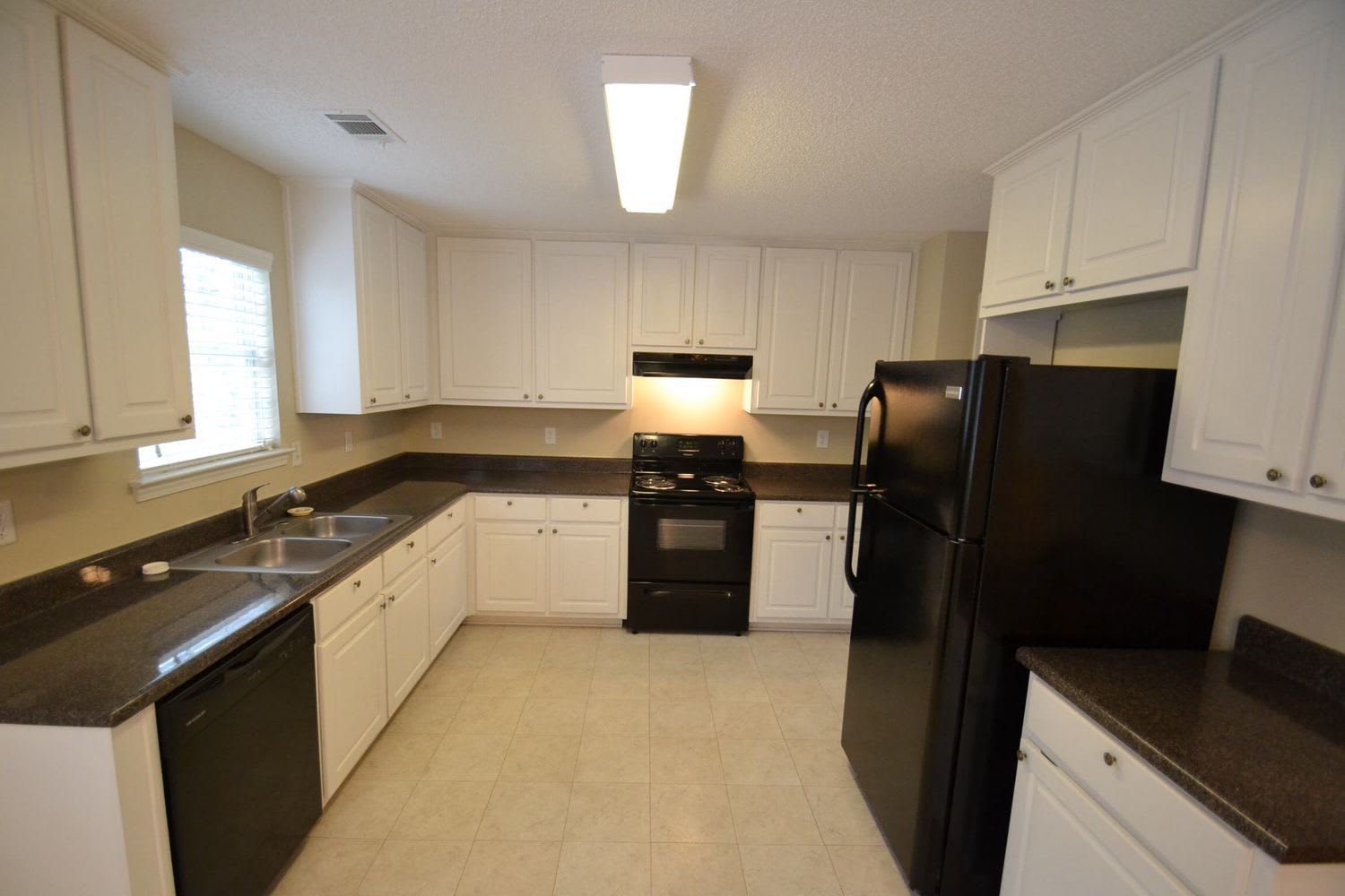 5767 Village Loop photo 4