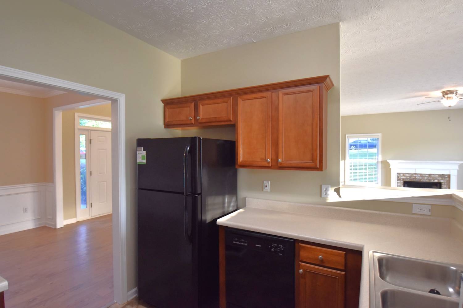 1013 Crown Landing Pkwy photo 5