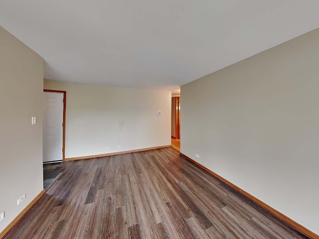 5525 Ann Marie Ln photo 3