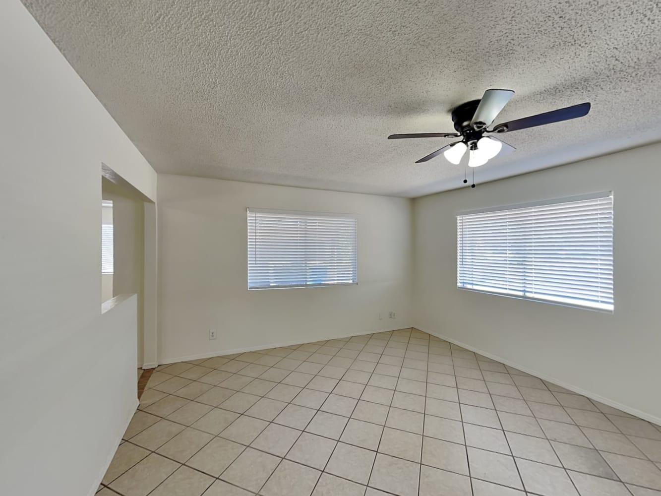 7155 E Arcadia Cir photo 4