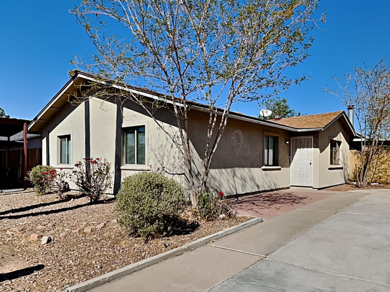 4648 E Wayland Rd Phoenix, AZ 85040 photo 2