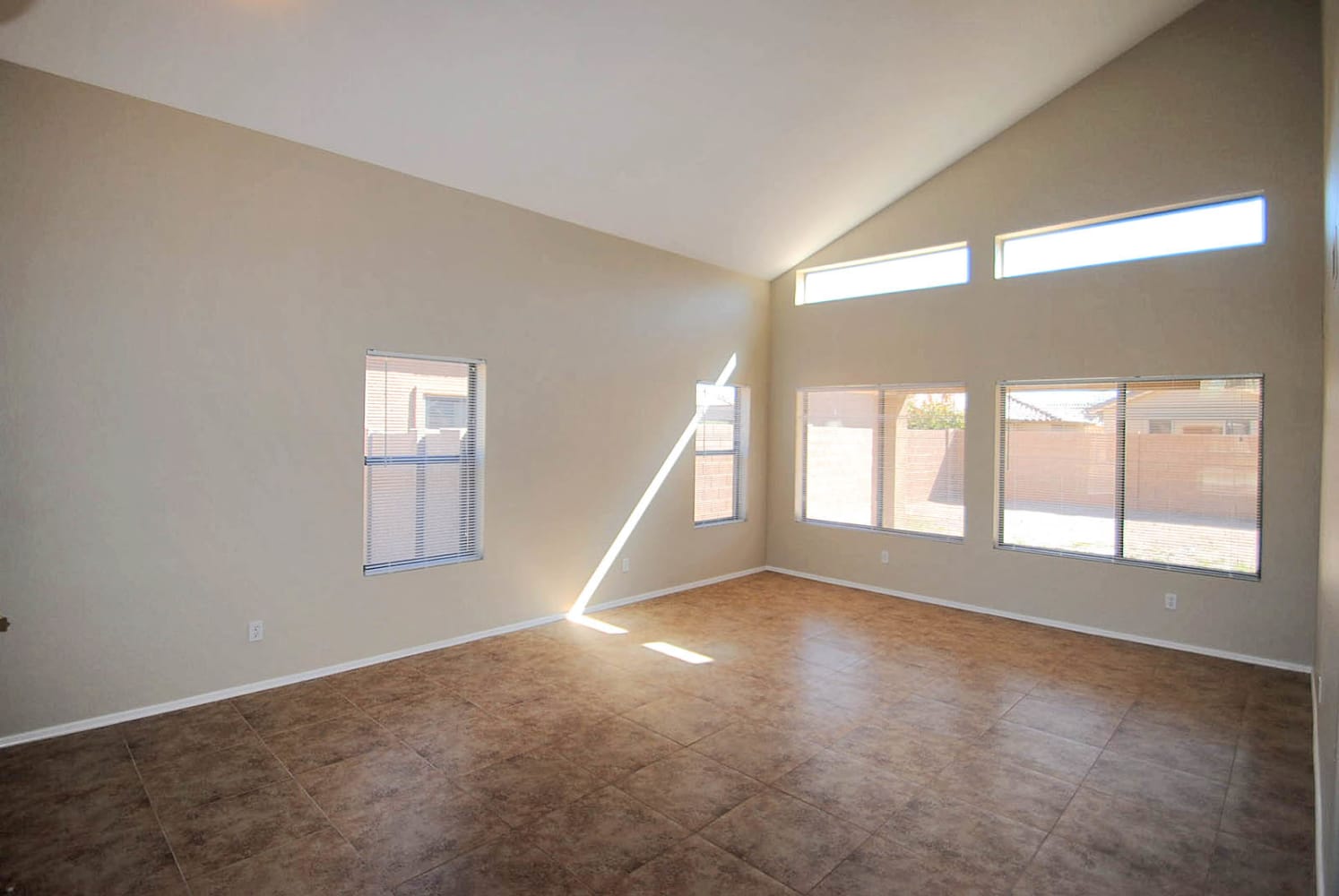 15439 W Cottonwood Cir photo 5