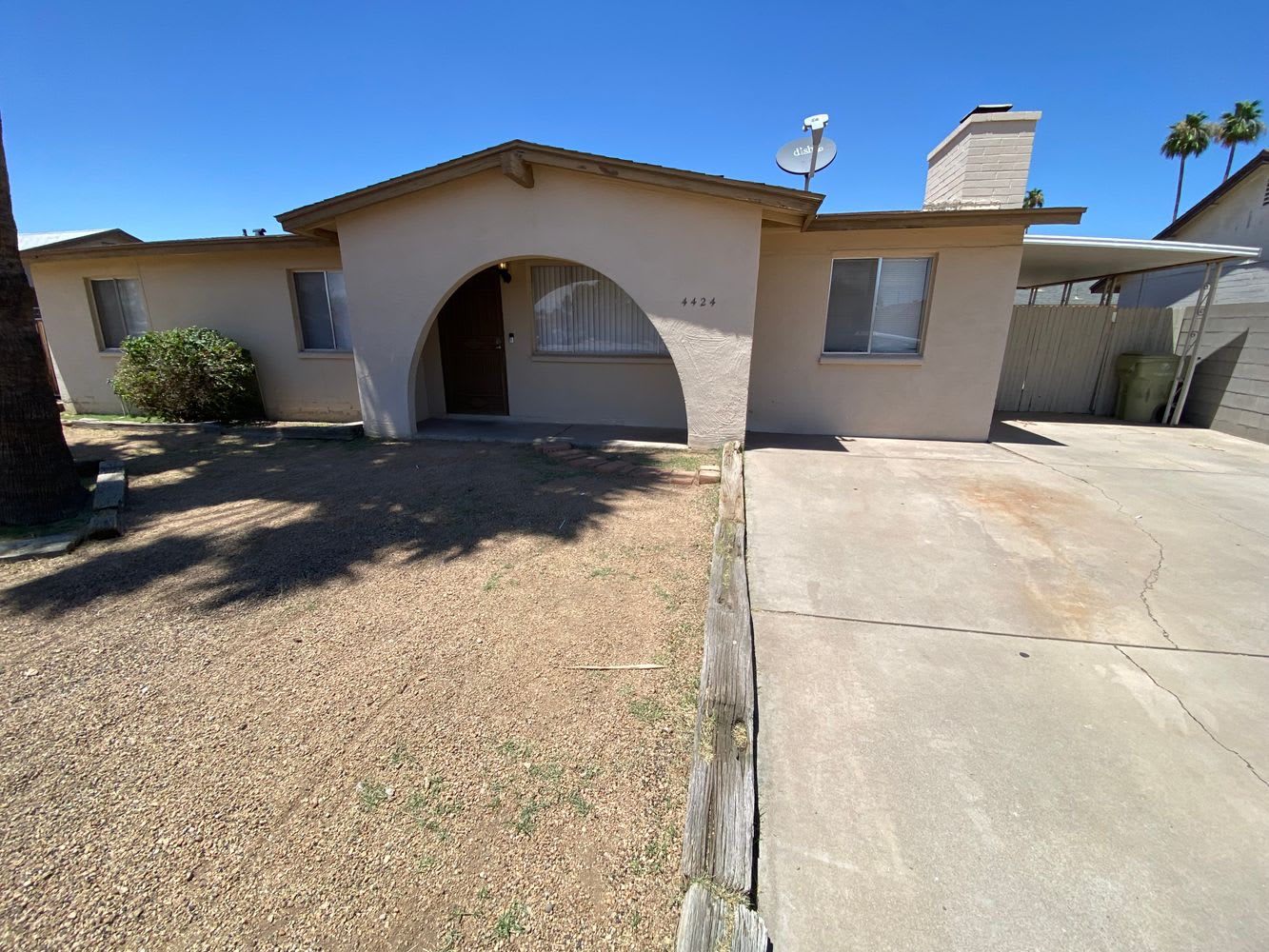 4424 W Caron St Glendale, AZ 85302 photo 2