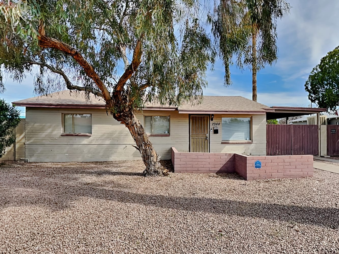 2944 W Solano Dr N Phoenix, AZ 85017 photo 2