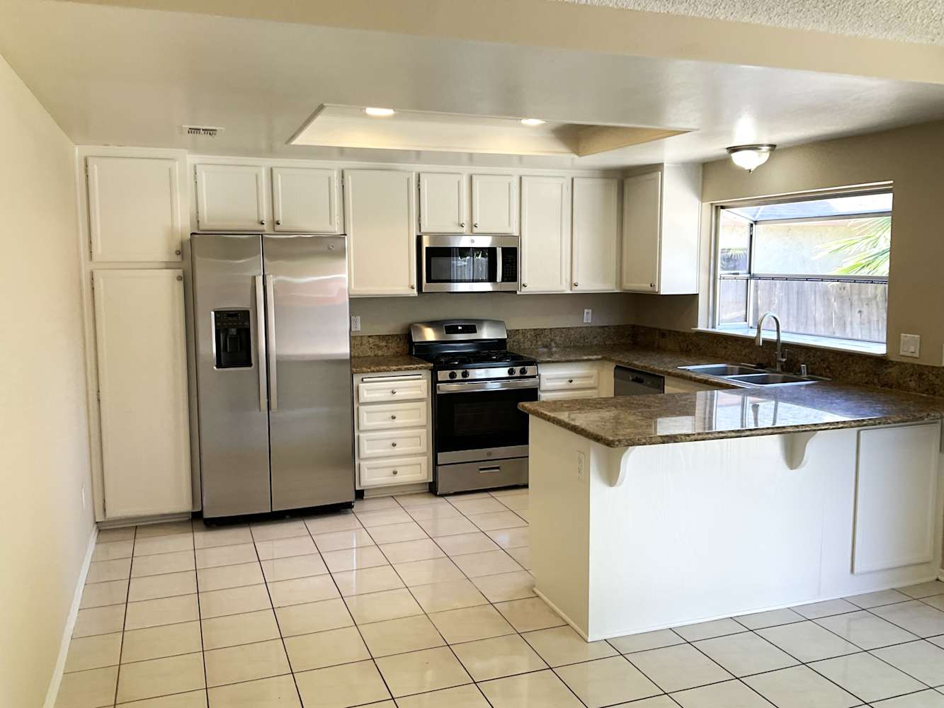 12625 Softwind Dr photo 3