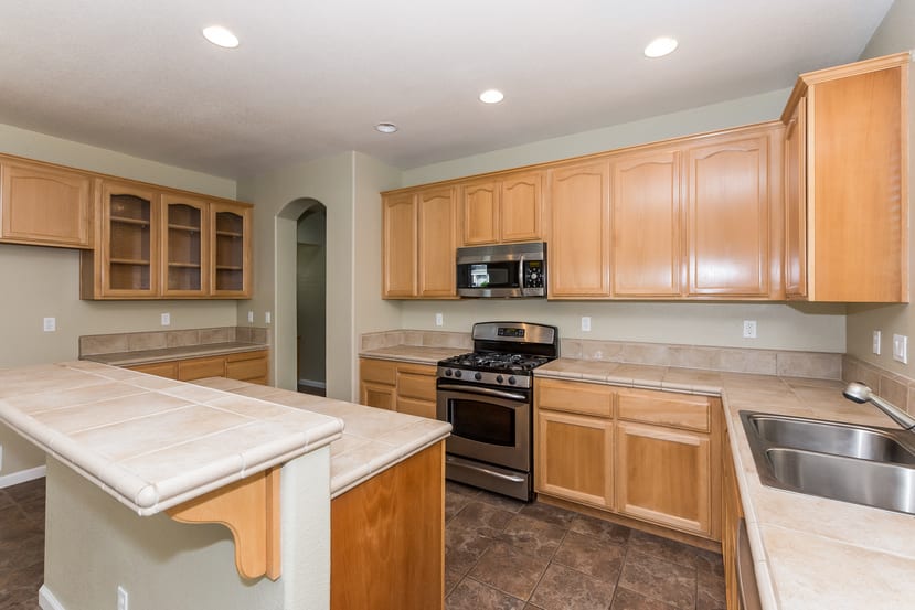 2041 Waterville Dr photo 4