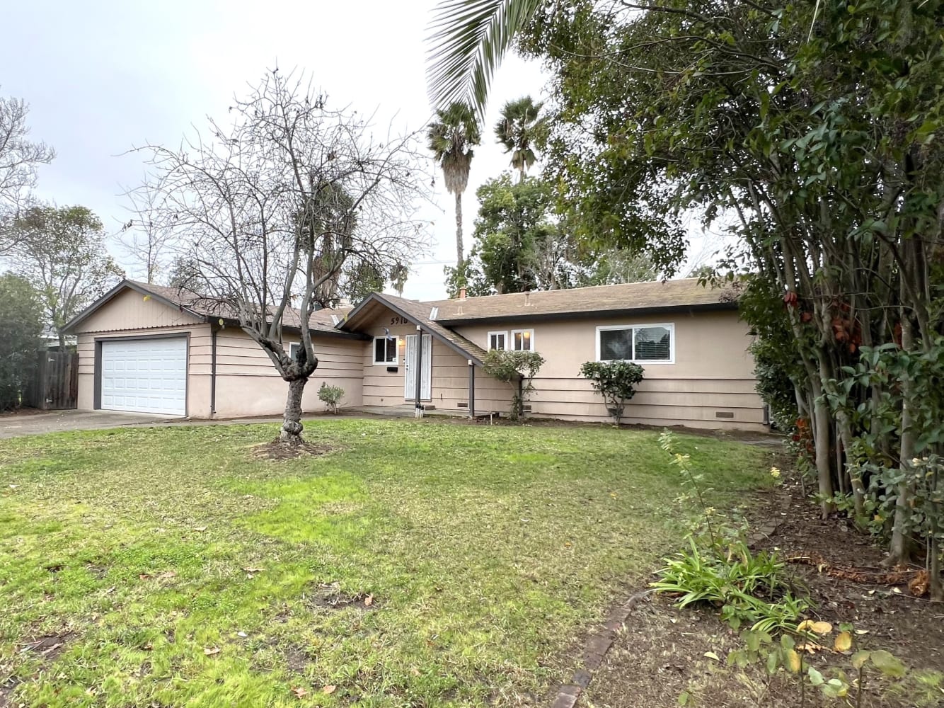 5910 Denver Dr photo 2