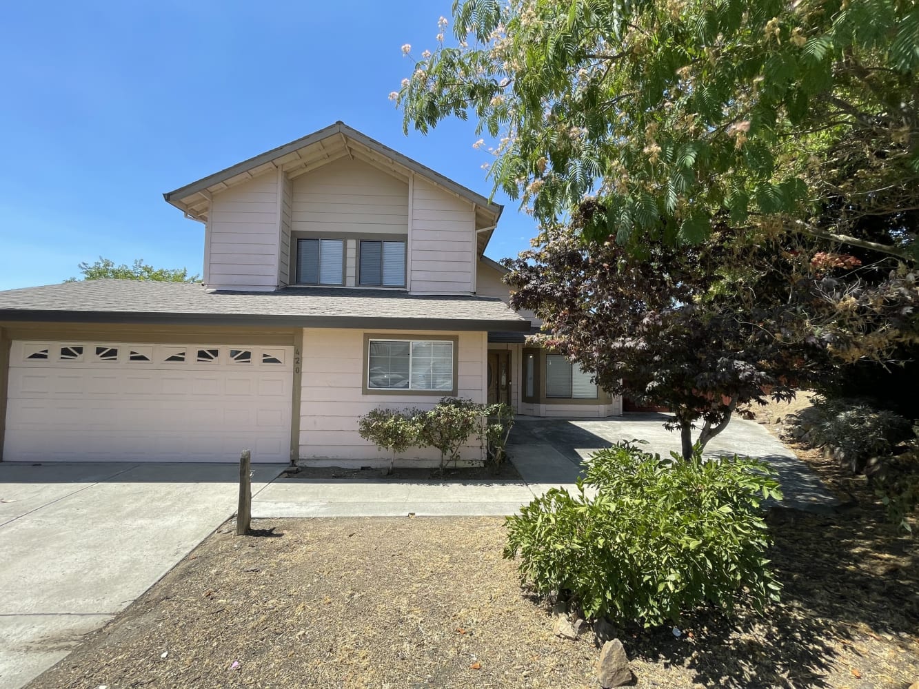 420 Hannigan Way photo 3