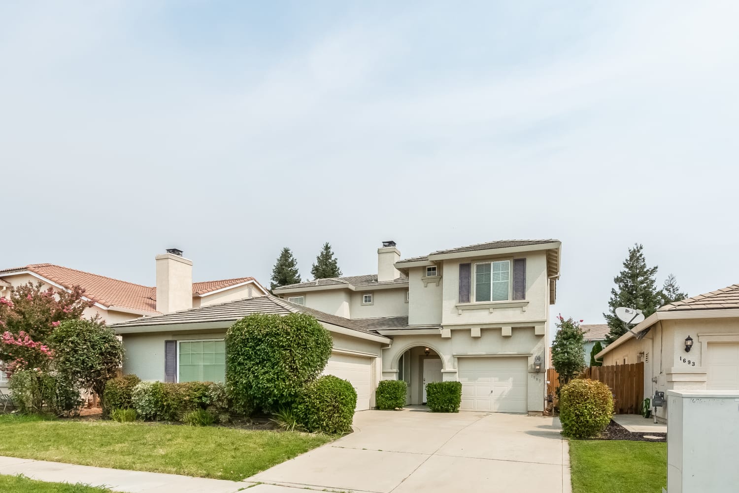 1687 Presidio Way photo 2
