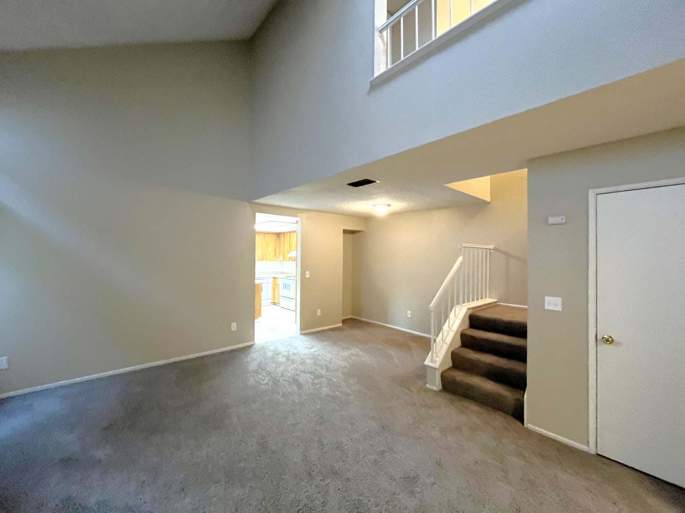 2250 Sandcastle Way photo 5