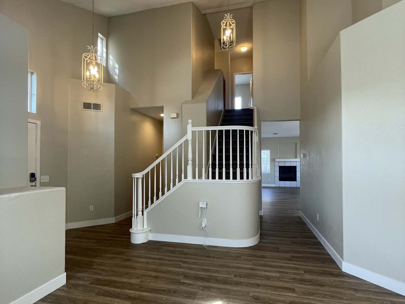 9255 Boulder Falls Ct photo 4