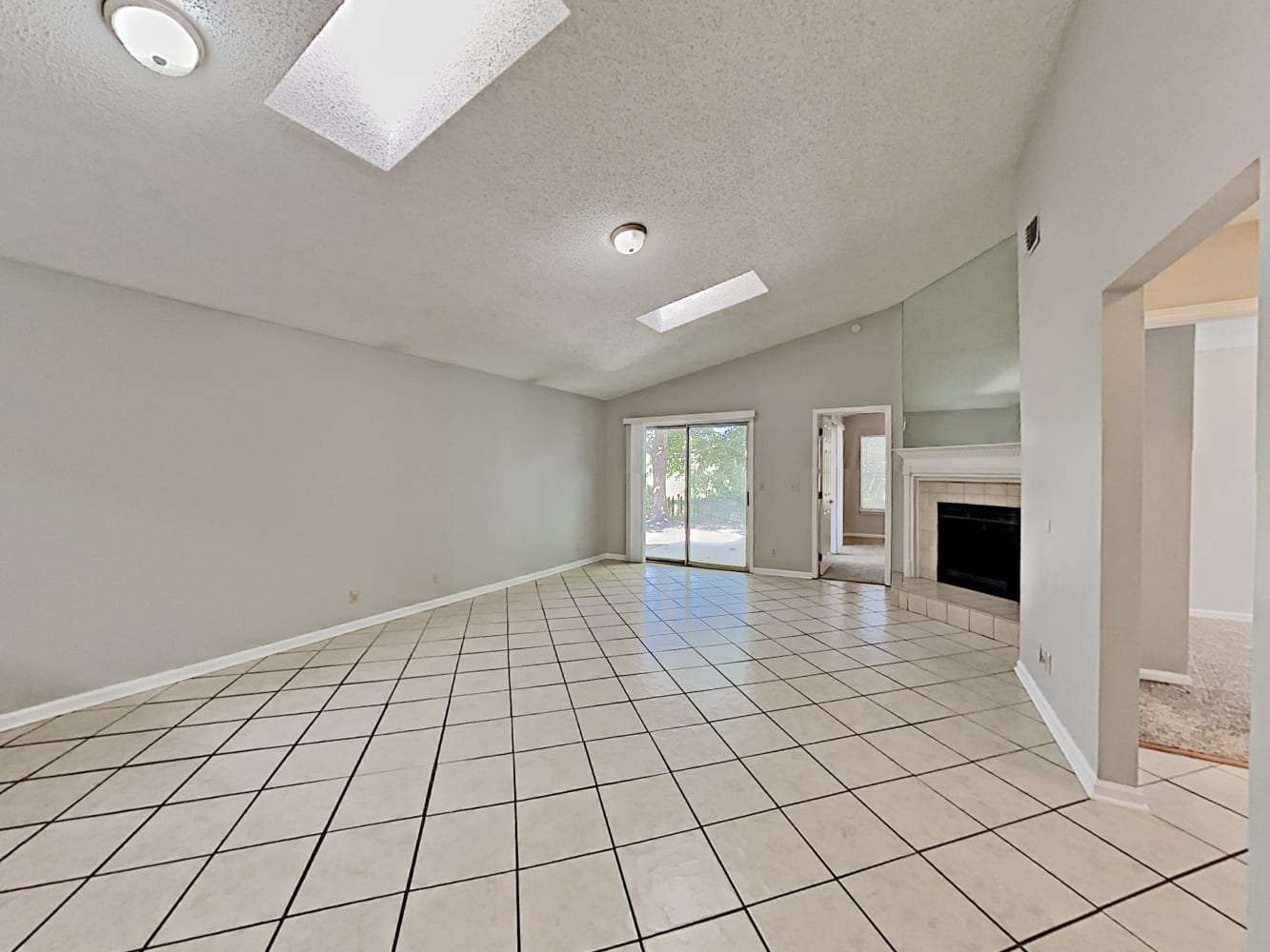 385 Filmore Dr photo 3