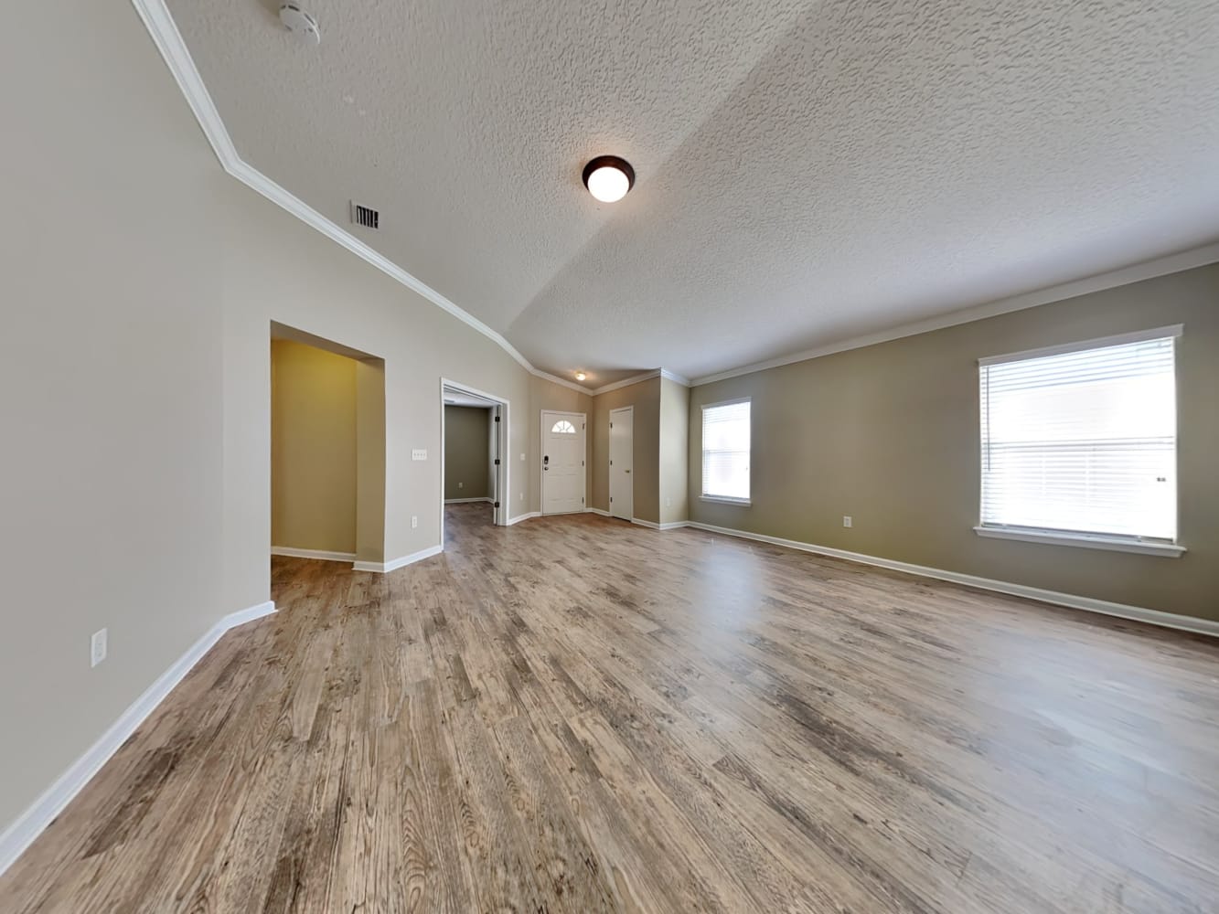 2234 Justin Lake Dr photo 5