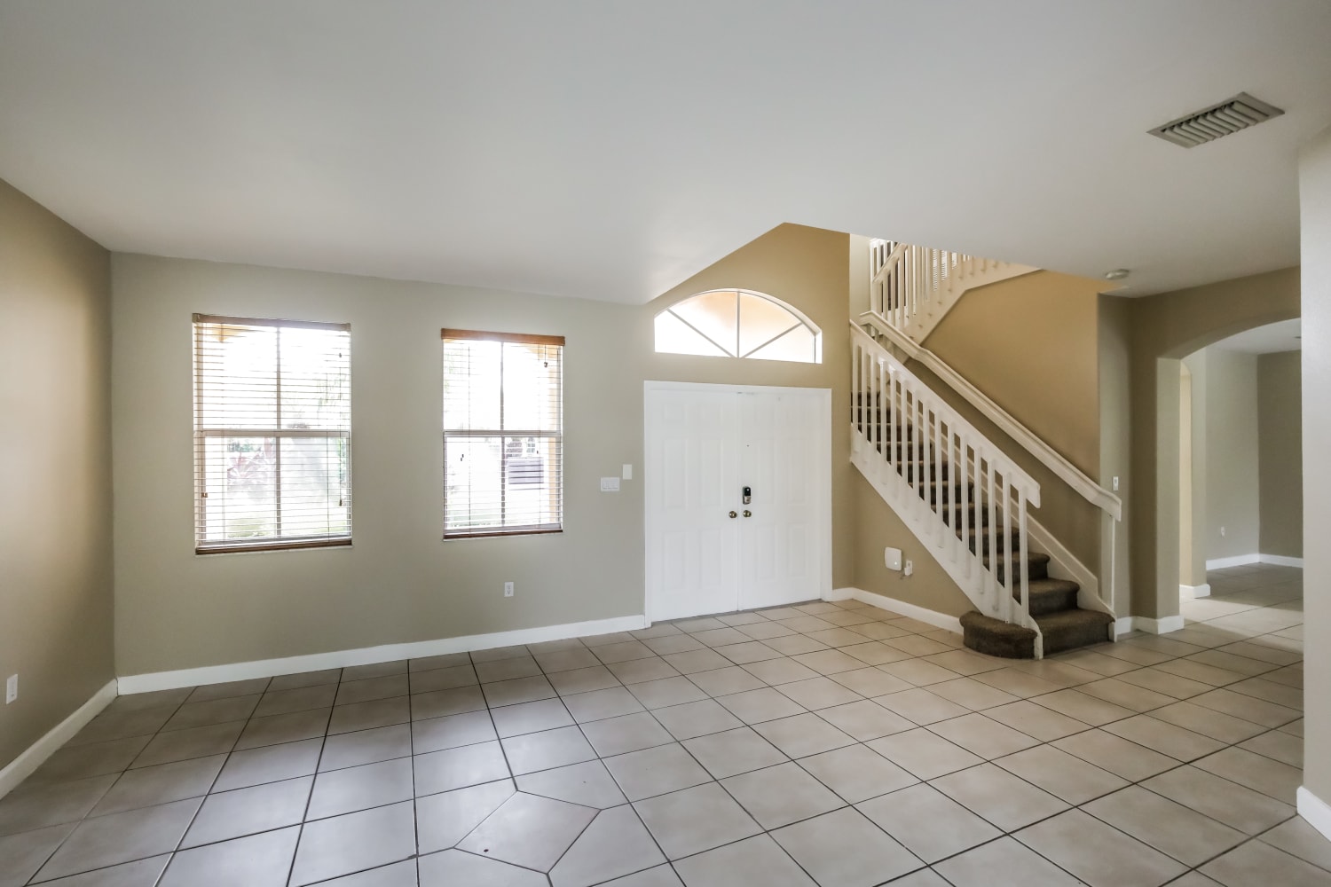 14941 SW 17th Ln photo 5