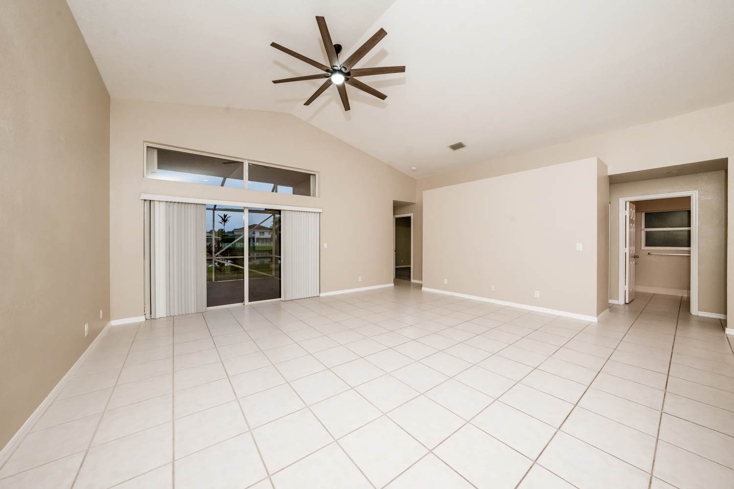 3573 Moon Bay Cir photo 4