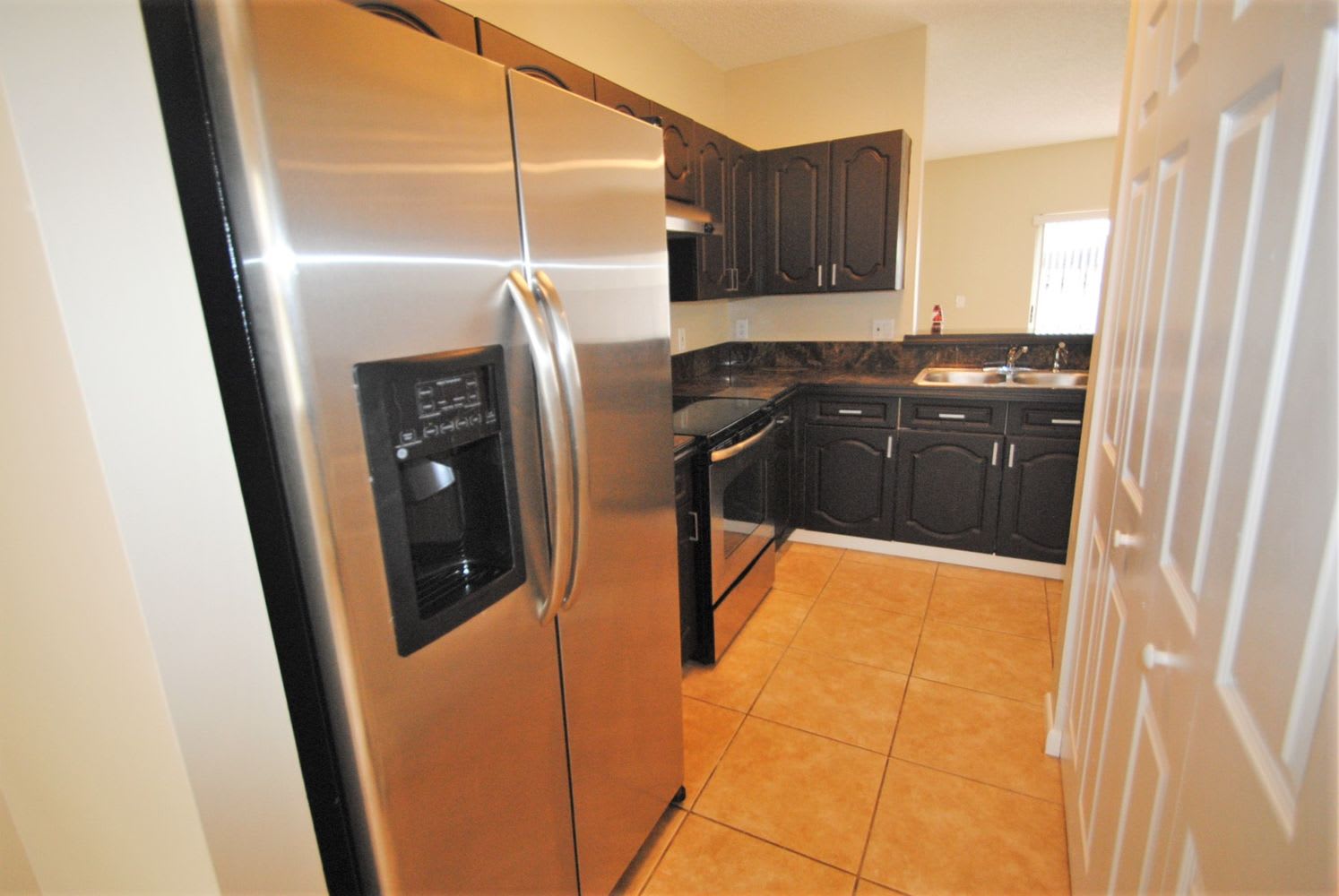 16147 Emerald Cove Rd photo 3