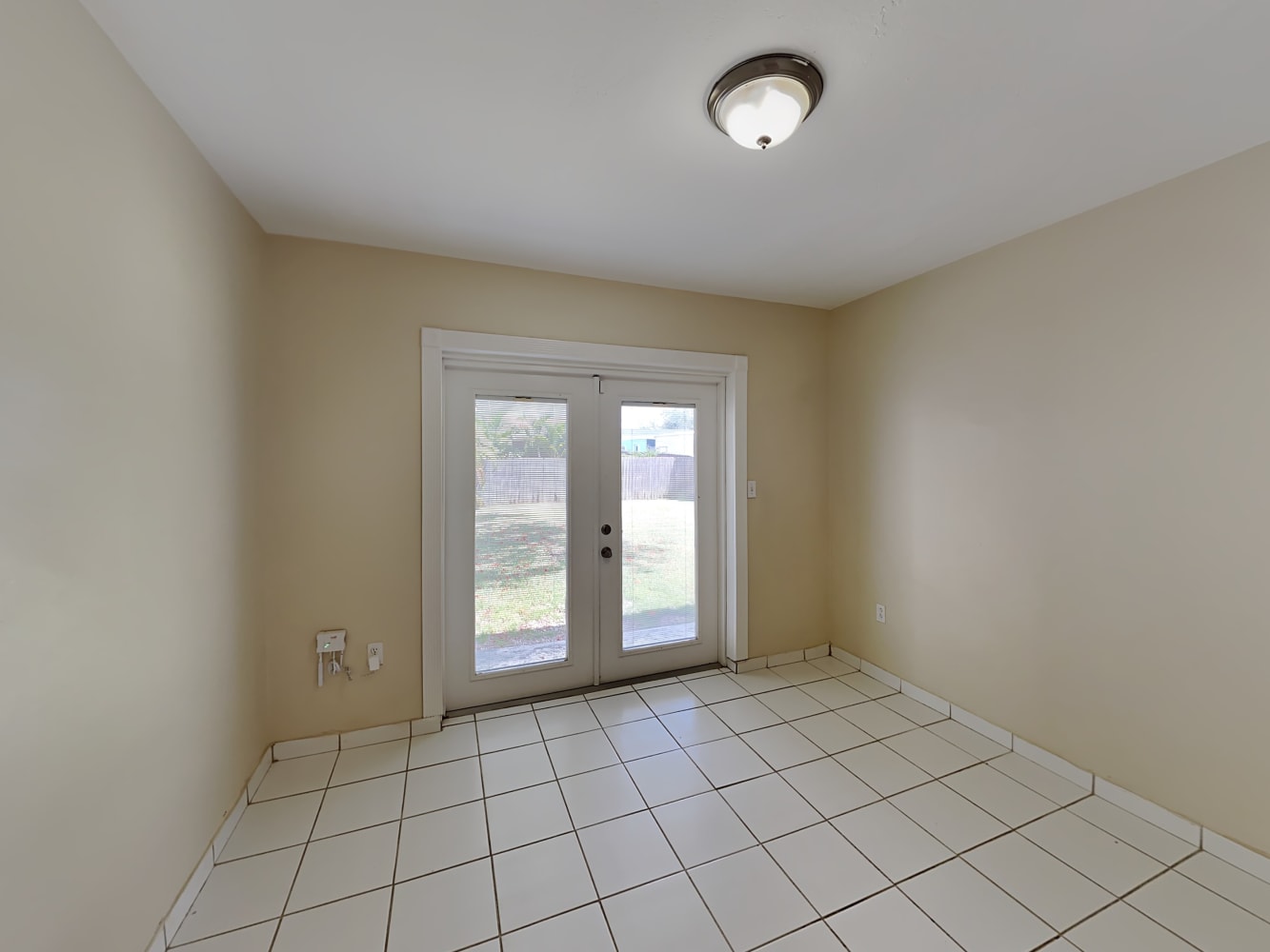 9411 SW 192nd Dr photo 5