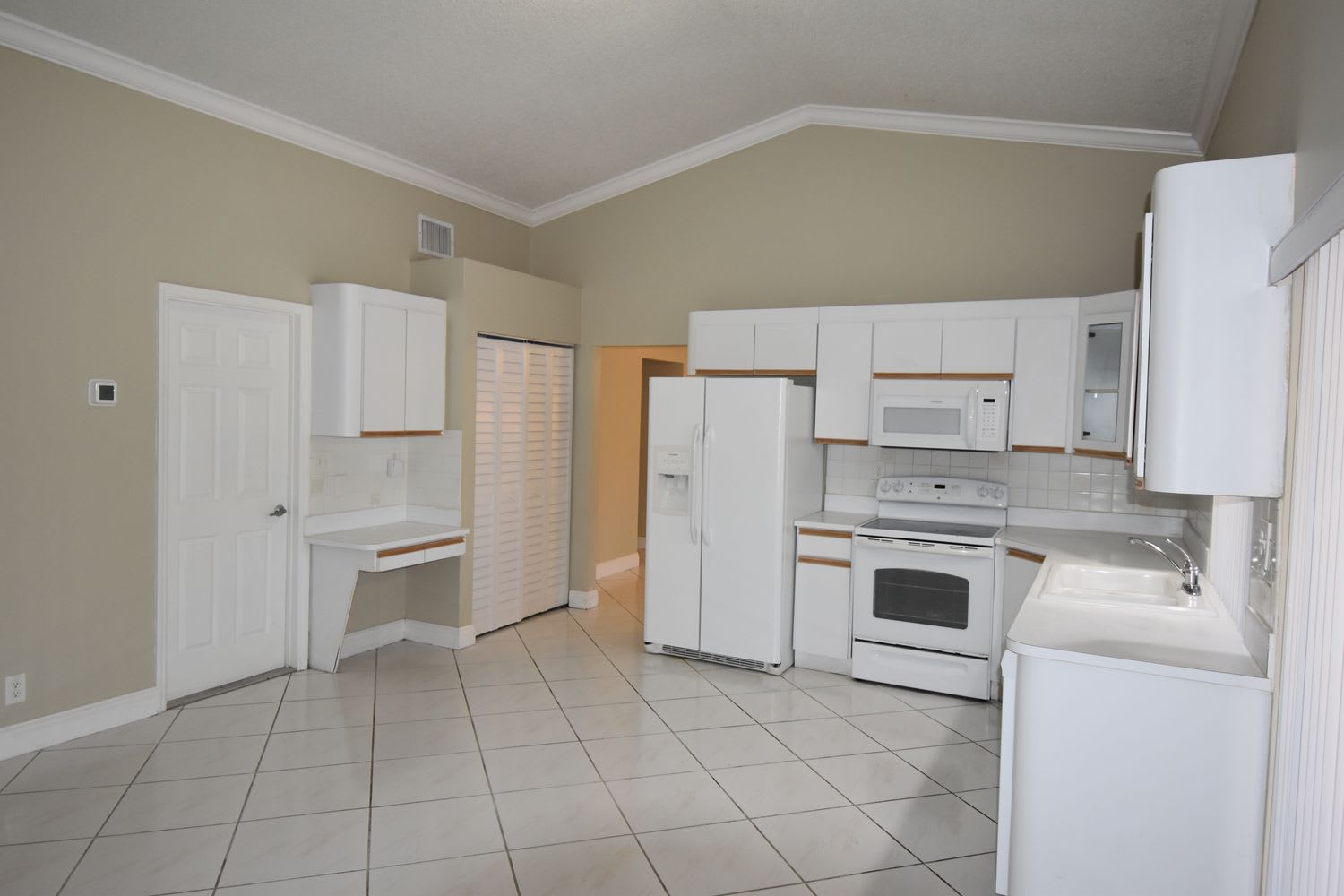 13265 SW 96th Ter photo 4