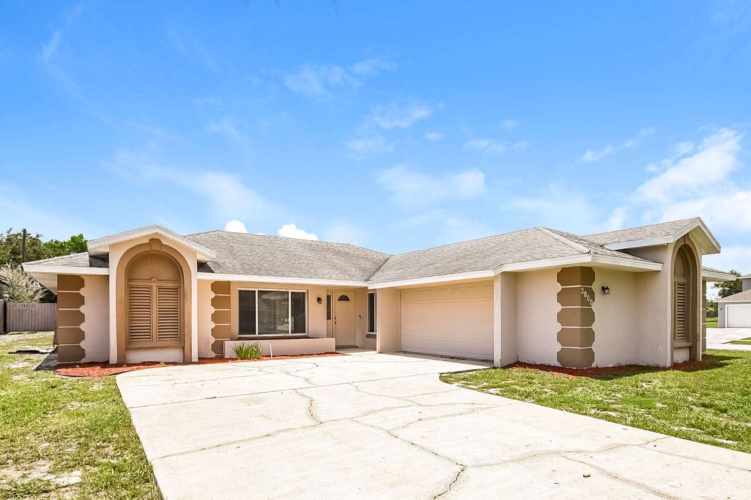 2800 W Covington Dr photo 3