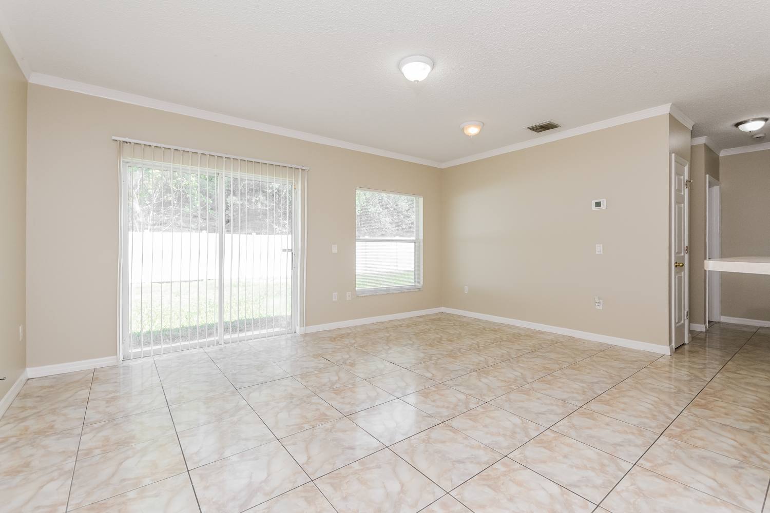 831 Del Prado Dr photo 4