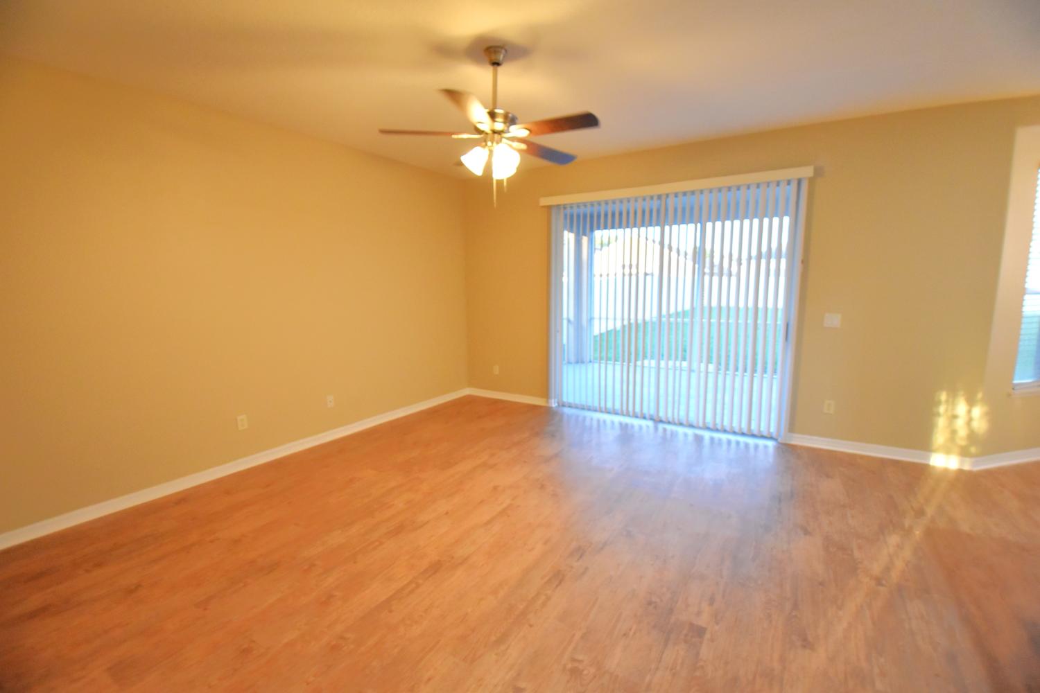 225 Copper Oak Ct photo 3