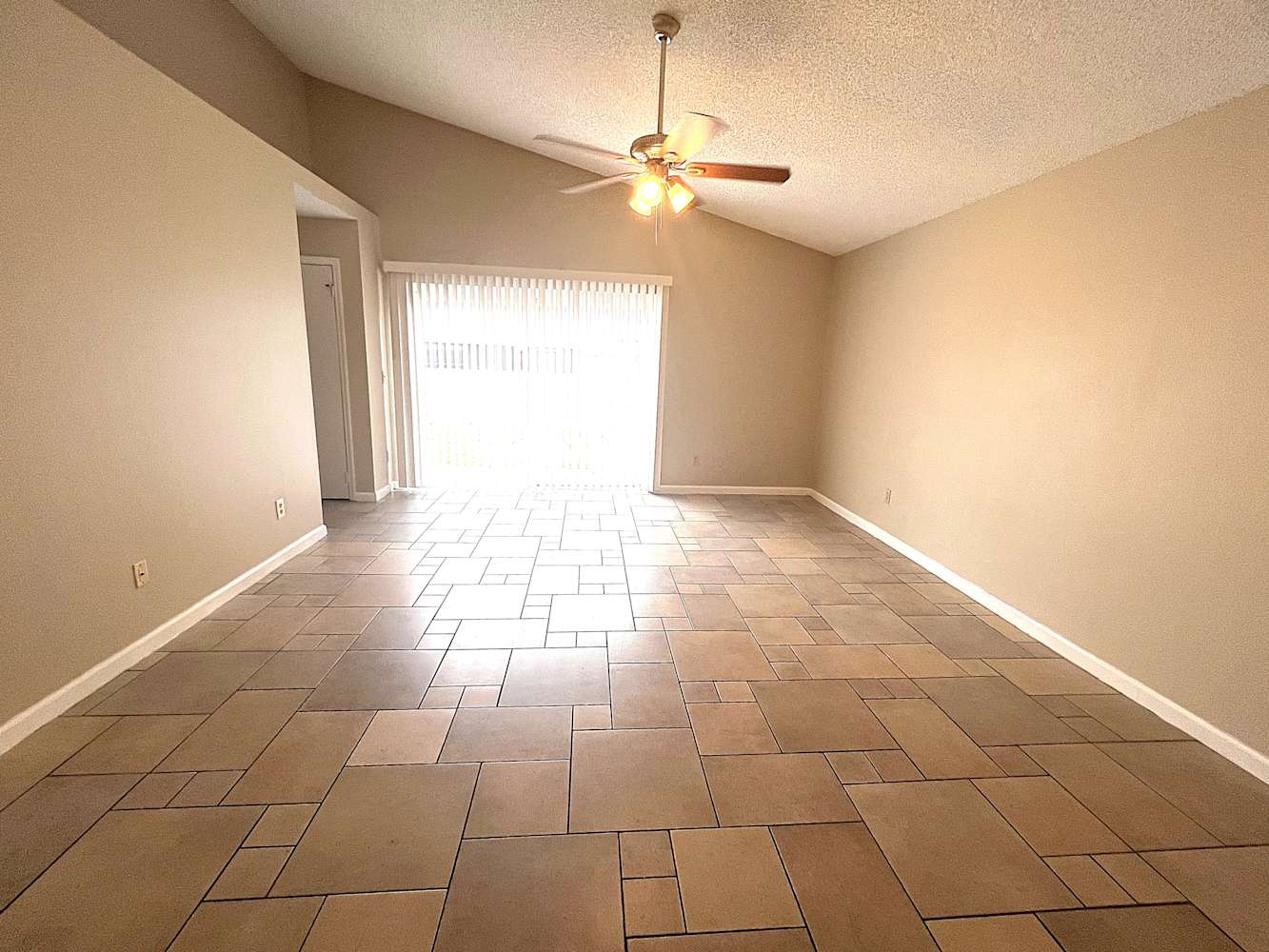 10717 Brice Ct photo 2
