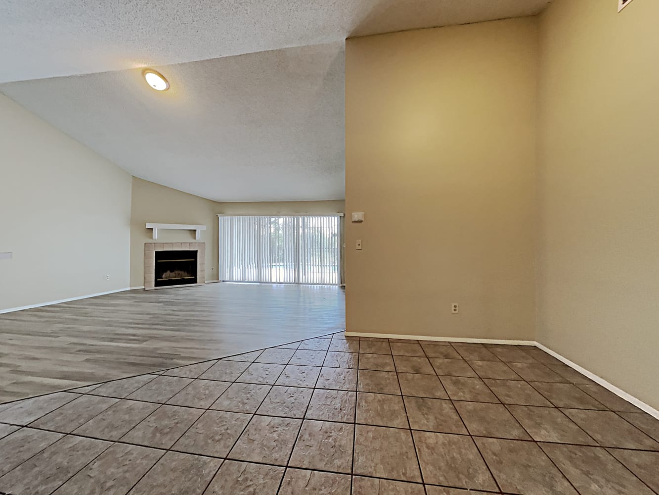 7480 Bordwine Dr photo 5