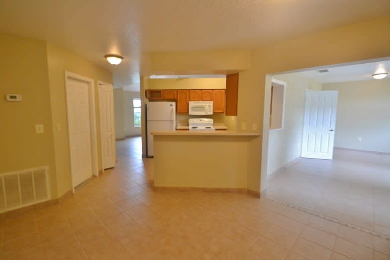847 Mendoza Dr photo 4