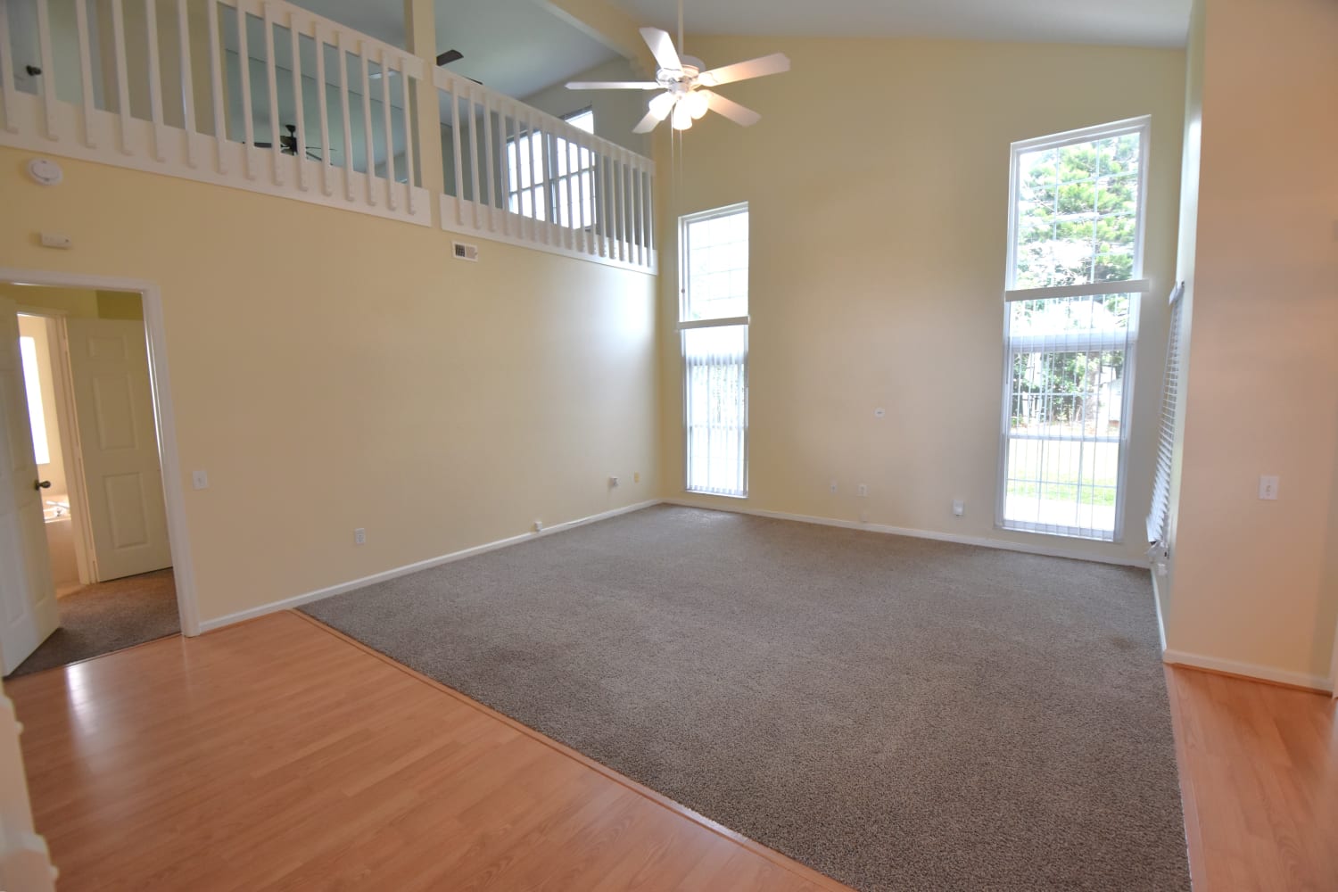 3419 Santa Monica Dr photo 4