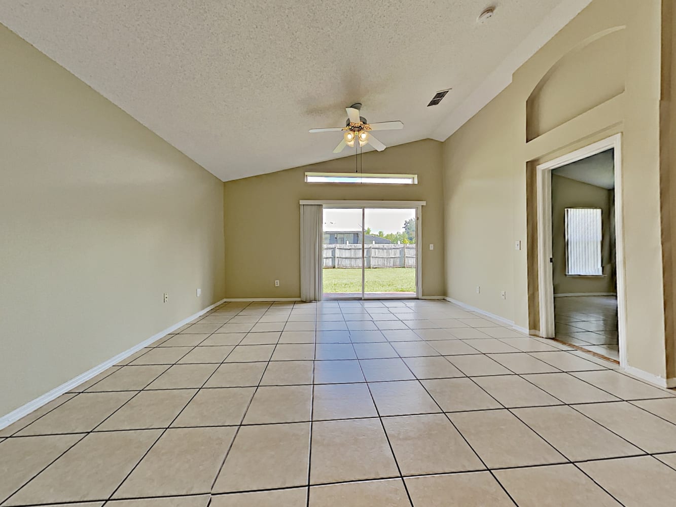 13205 Glenbarrow Ct photo 4