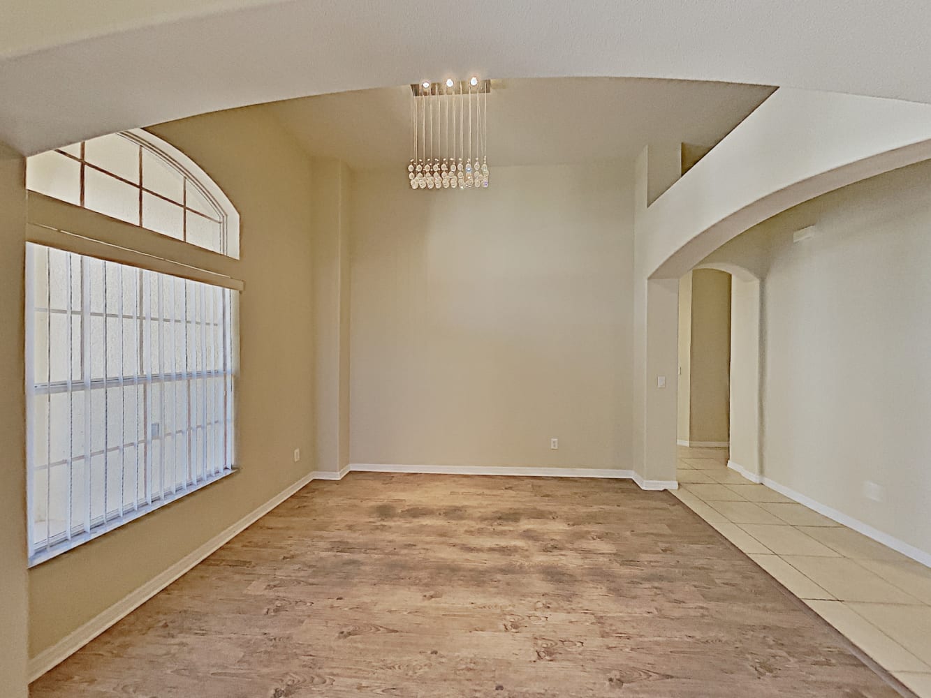1231 Legendary Blvd photo 5