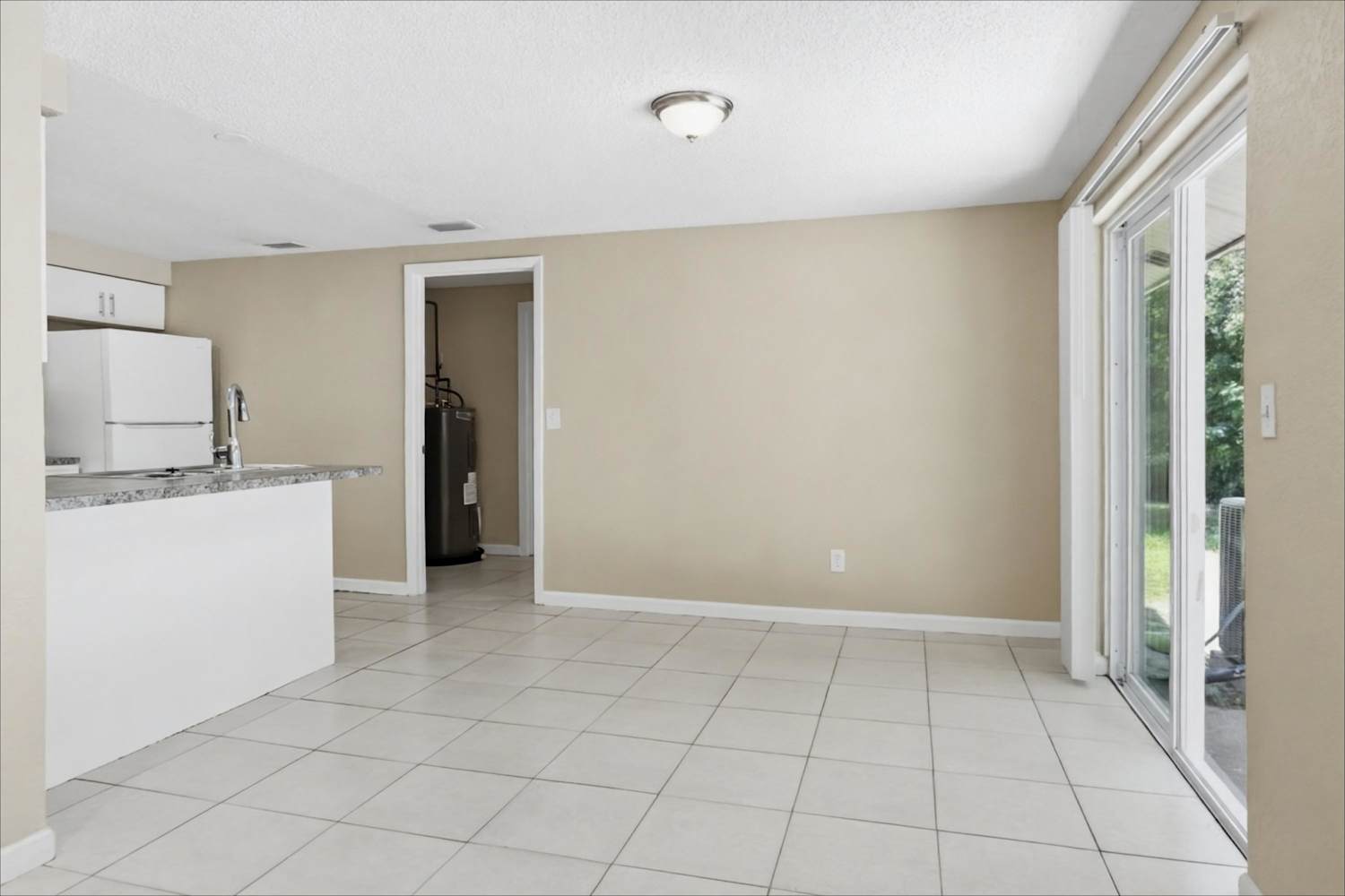 16123 Sandcrest Way photo 5