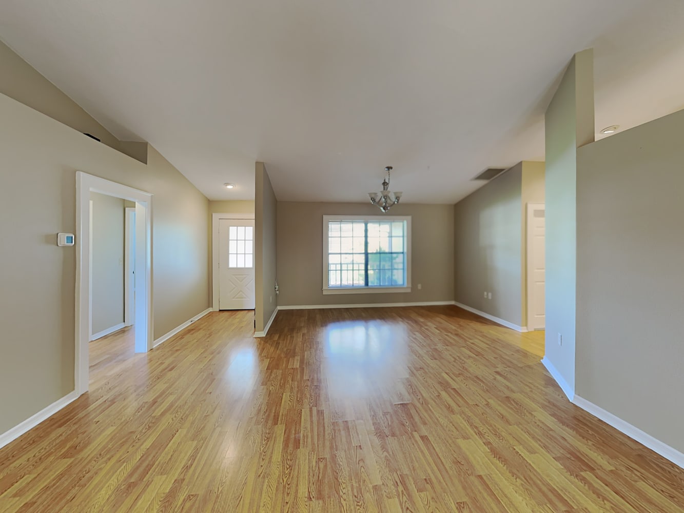 8041 56th Ct E photo 4