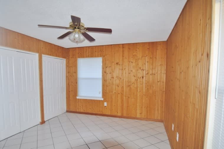 704 Bogie Ct photo 2