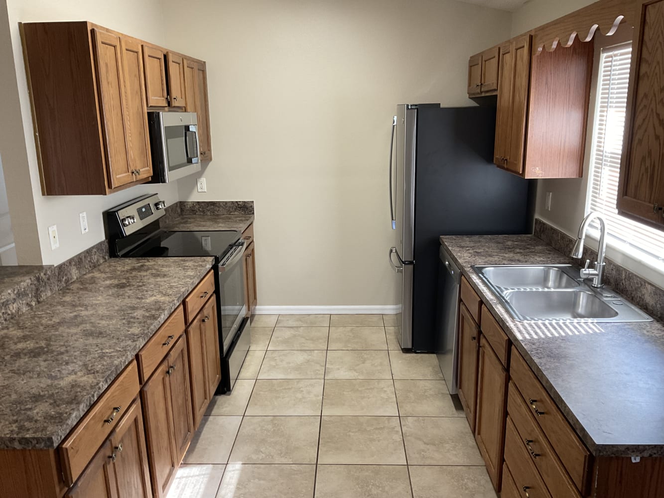211 Harrison St photo 5