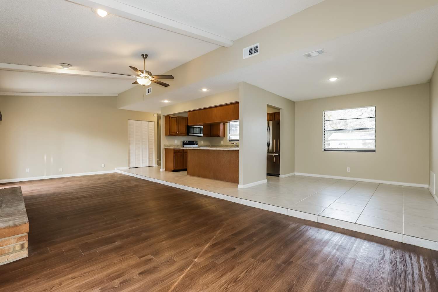 8502 Dee Cir photo 5