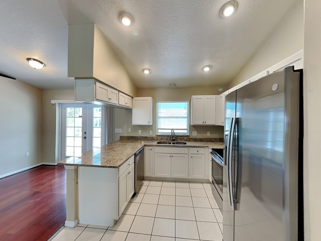 7539 42nd Ct E photo 5