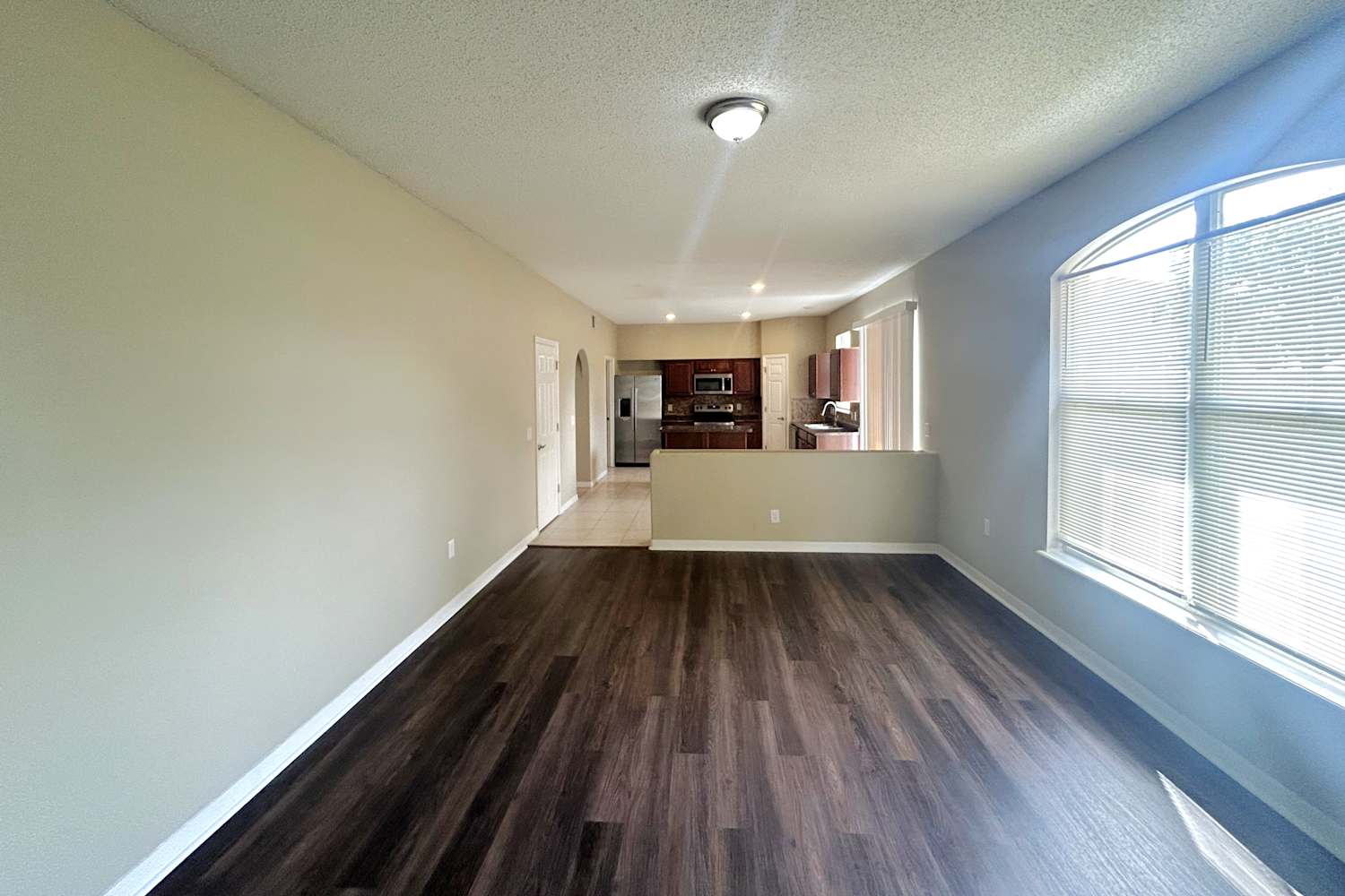 4502 Stable Dr photo 5