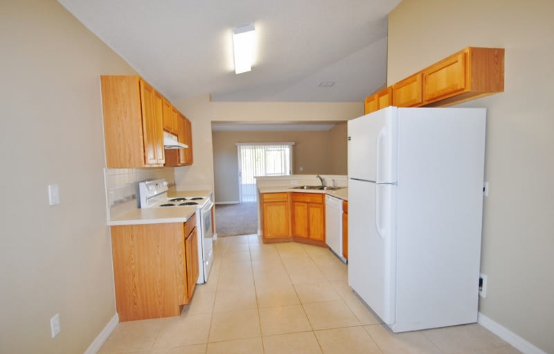 448 Keswick Ave photo 3