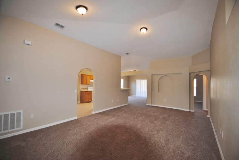 448 Keswick Ave photo 2