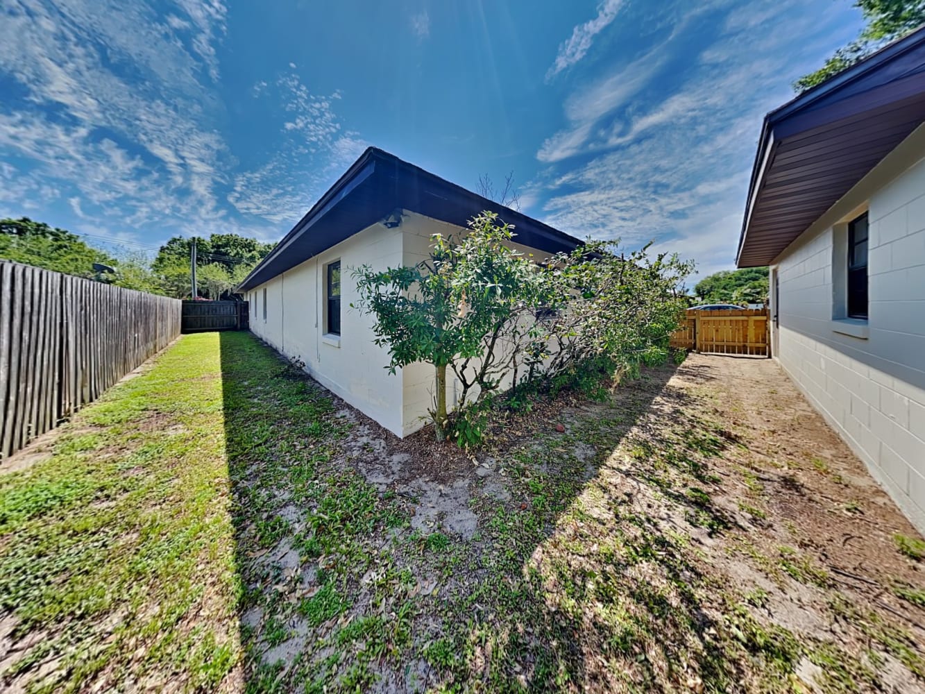 1881 N Lake Eloise Dr photo 3