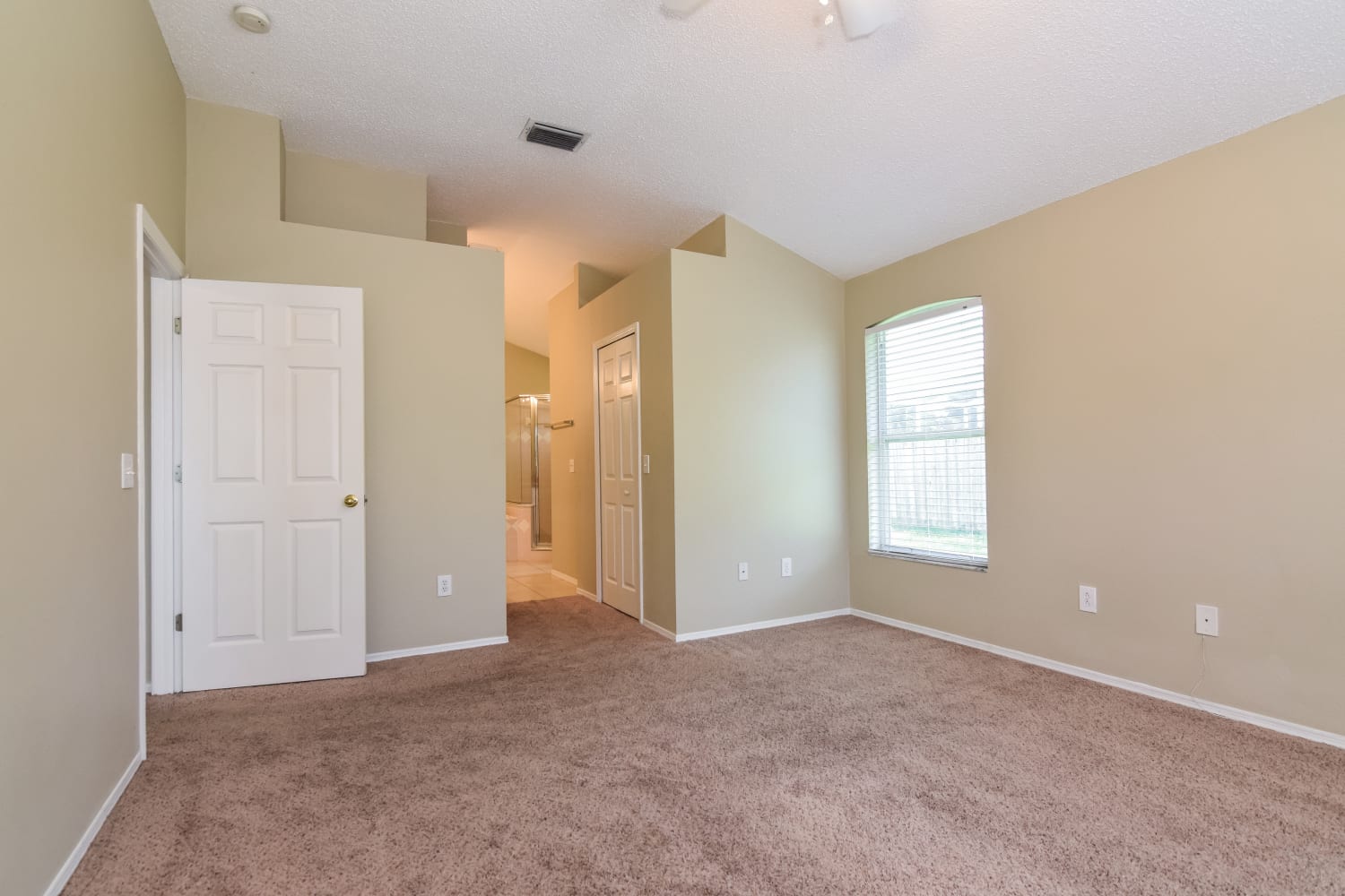 5431 Tughill Dr photo 3